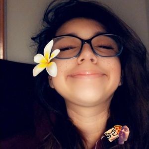 Meet your Posher, Mayra